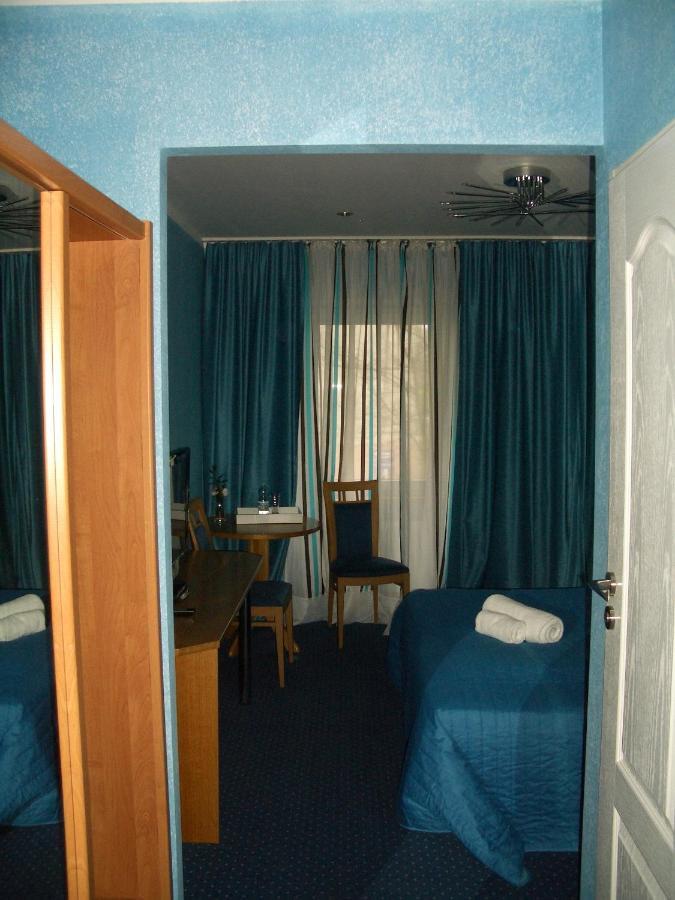 Kardamon Bed & Breakfast Zary  Bilik gambar