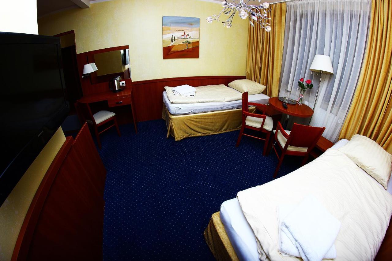 Kardamon Bed & Breakfast Zary  Bilik gambar