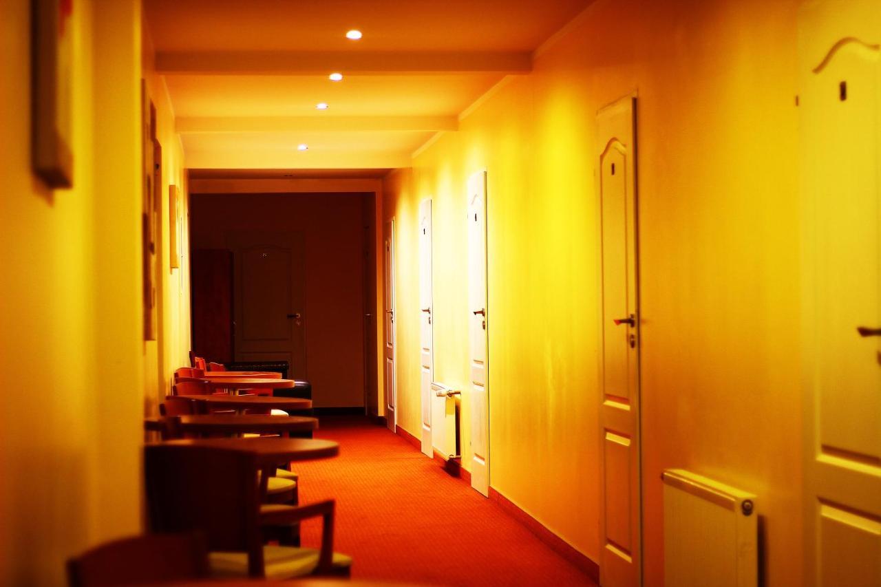 Kardamon Bed & Breakfast Zary  Luaran gambar