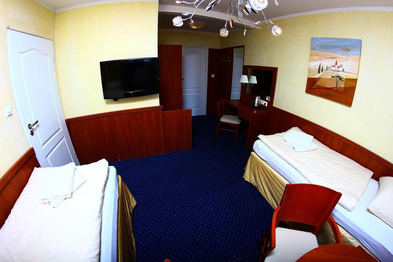 Kardamon Bed & Breakfast Zary  Bilik gambar